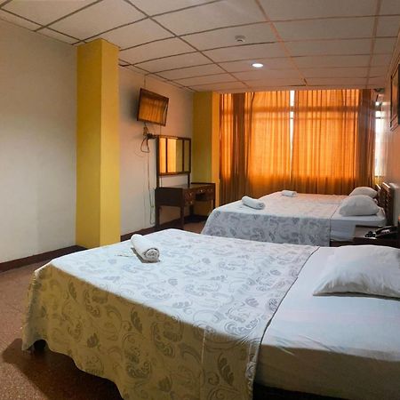 Hotel Andes Inn Γκουαγιακίλ Εξωτερικό φωτογραφία